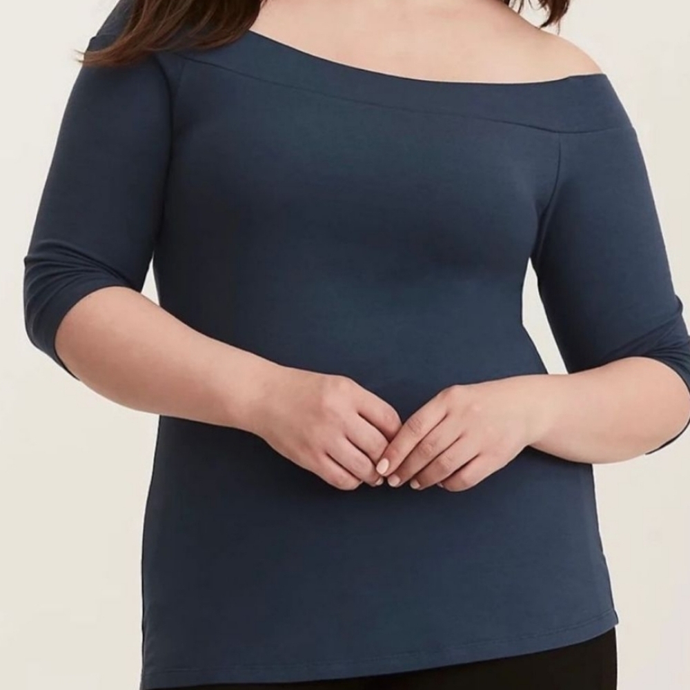 Torrid Foxy‎ Off the Shoulder Top